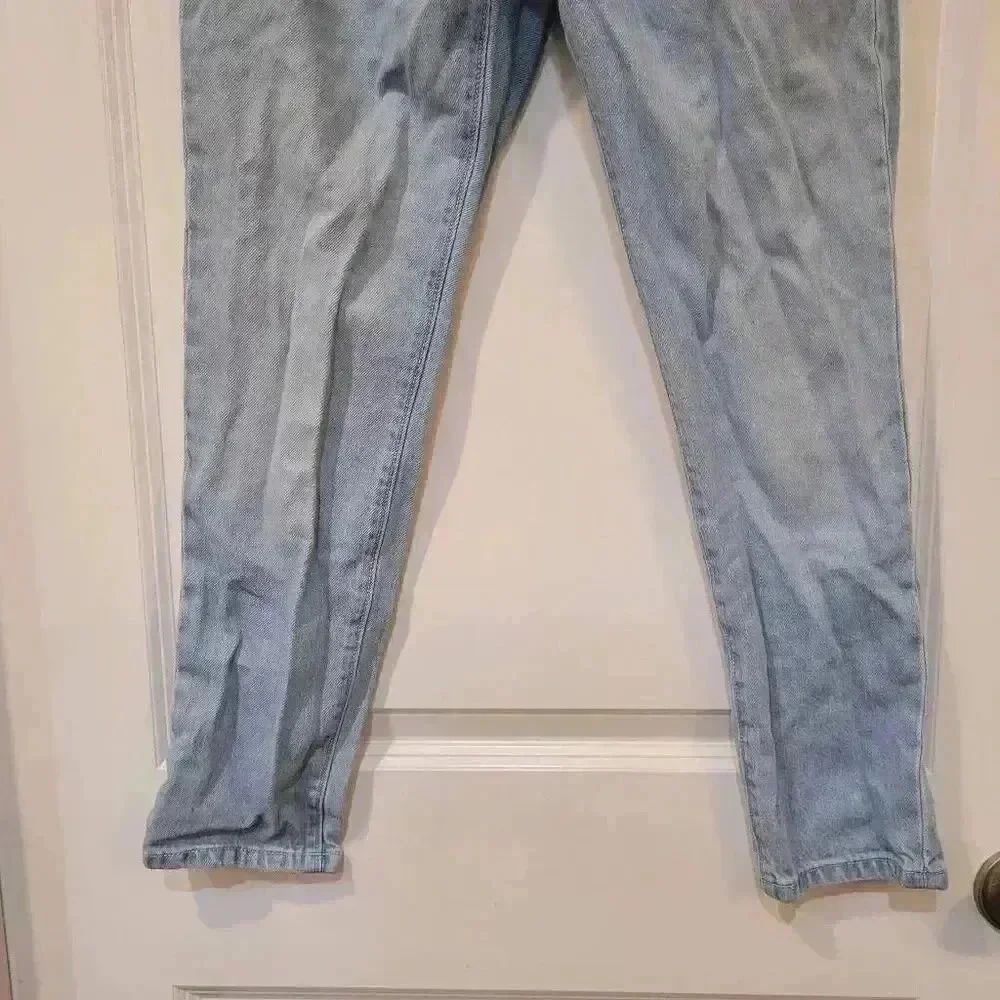 Old Navy Girl’s Light Wash Cotton High Rise Straight Jeans
